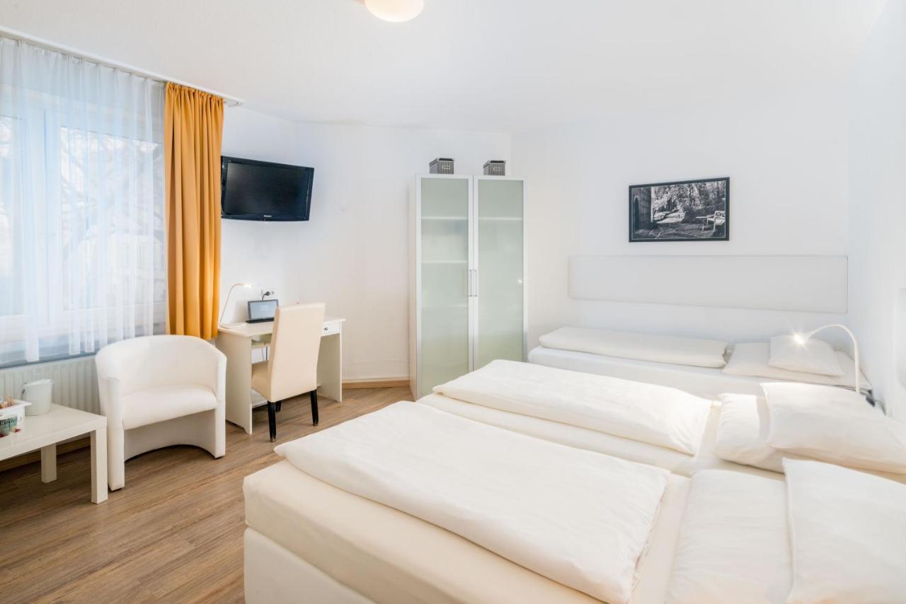 Stadt-Gut-Hotel Rheinischer Hof Есен Екстериор снимка